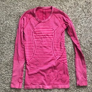 Lululemon Swiftly Tech long sleeve